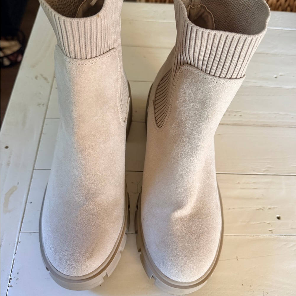 Sincerly Jules Beige Knit-Top Chelsea Booties
